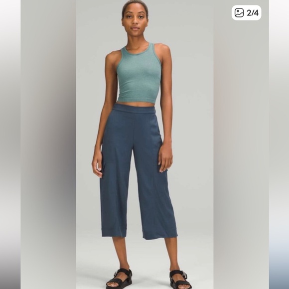 Lululemon Metropolis Maven HR Crop